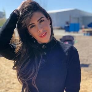 Meet your Posher, Diana